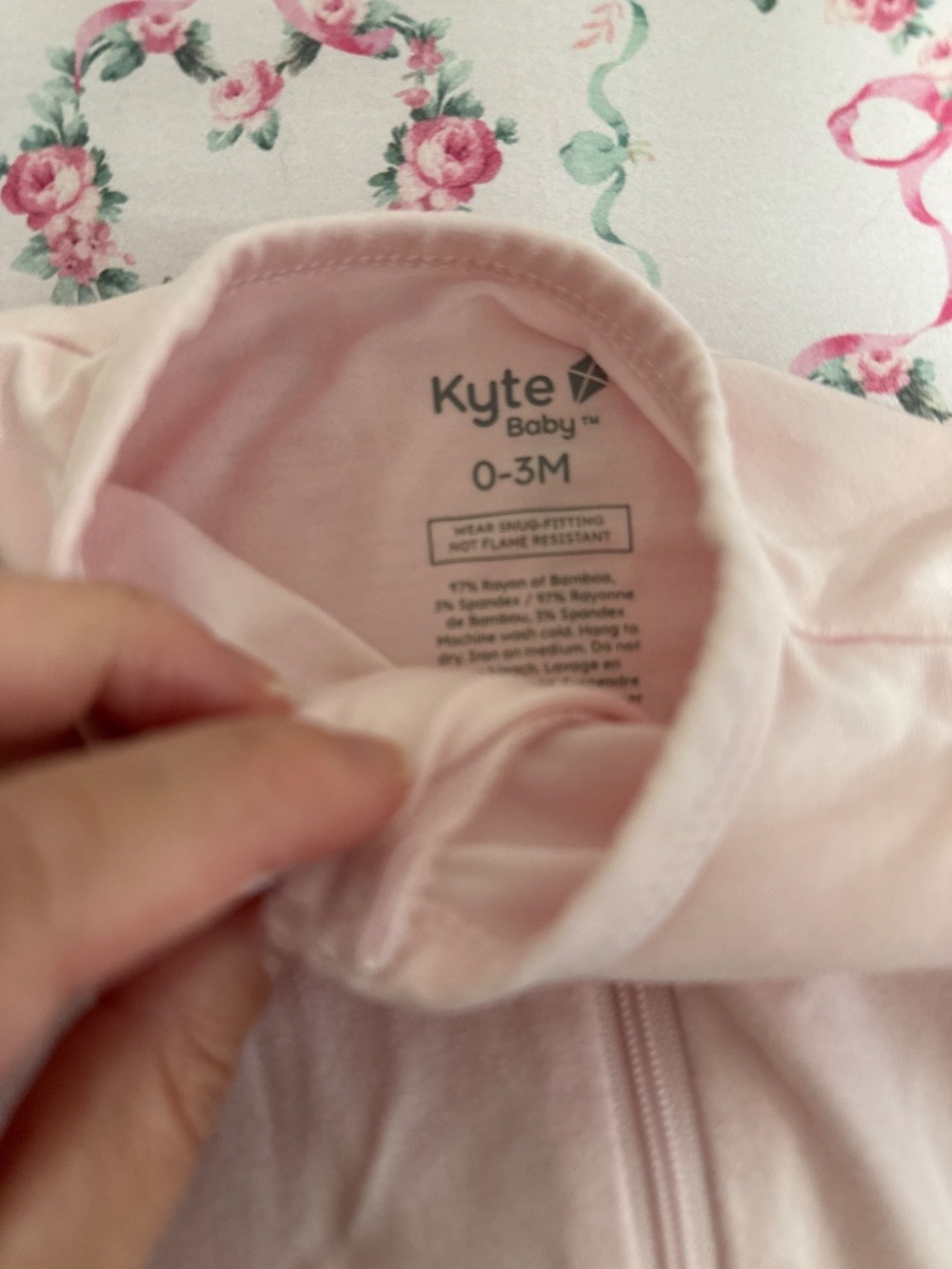 Bundle of 3 Kyte Baby Onesies - Picture 4 of 5